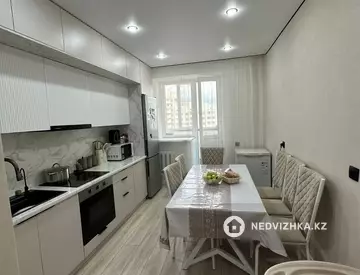 3-комнатная квартира, этаж 10 из 13, 69 м²