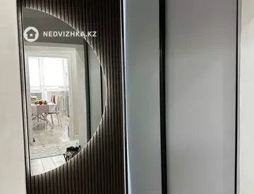 3-комнатная квартира, этаж 10 из 13, 69 м²