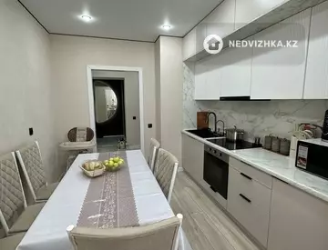 3-комнатная квартира, этаж 10 из 13, 69 м²