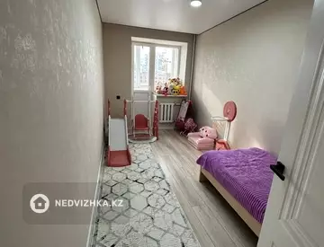 3-комнатная квартира, этаж 10 из 13, 69 м²