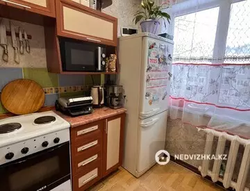 2-комнатная квартира, этаж 5 из 5, 42 м²