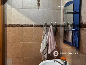 2-комнатная квартира, этаж 2 из 2, 42 м², на длительный срок