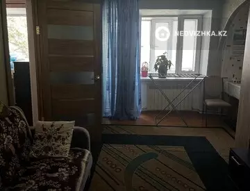 2-комнатная квартира, этаж 2 из 2, 42 м², на длительный срок