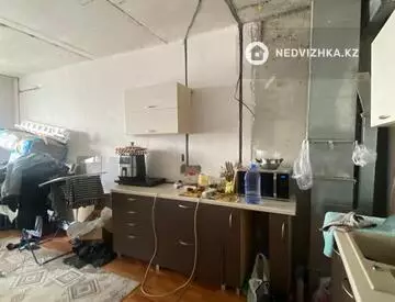 1-комнатная квартира, этаж 9 из 12, 34 м²