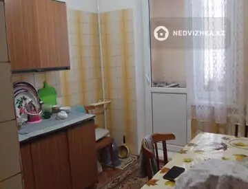 3-комнатная квартира, этаж 4 из 5, 66 м²