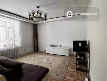3-комнатная квартира, этаж 1 из 2, 69 м²