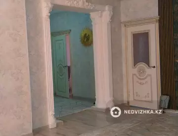 6-комнатный дом, 8 соток, 170 м²