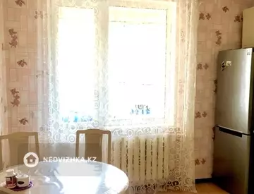 1-комнатная квартира, этаж 9 из 12, 50 м²