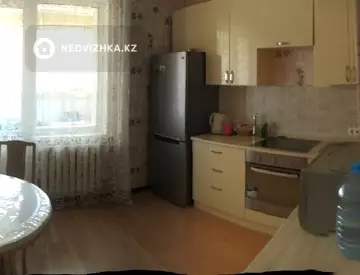1-комнатная квартира, этаж 9 из 12, 50 м²