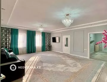 5-комнатный дом, 6 соток, 160 м²