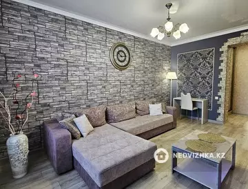 2-комнатная квартира, этаж 5 из 5, 57 м², посуточно