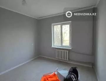 3-комнатная квартира, этаж 3 из 5, 70 м²