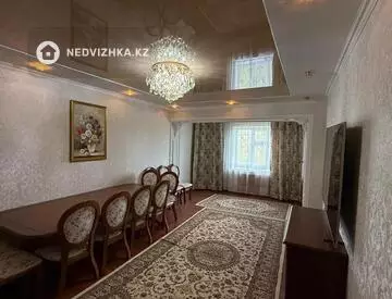 3-комнатная квартира, этаж 4 из 5, 103 м²