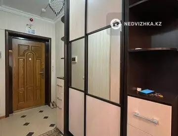 3-комнатная квартира, этаж 4 из 16, 90 м², на длительный срок
