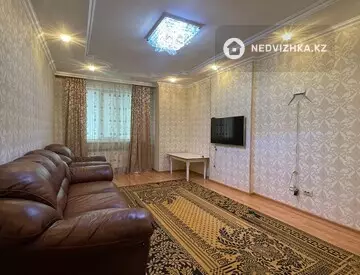 3-комнатная квартира, этаж 4 из 16, 90 м², на длительный срок