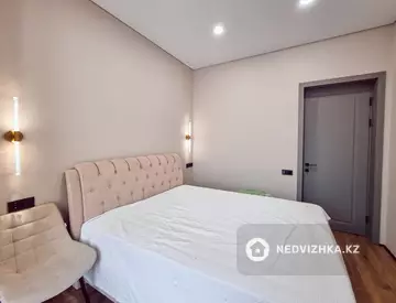 3-комнатная квартира, этаж 3 из 20, 69 м², на длительный срок