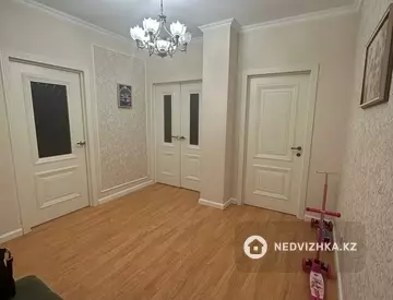 3-комнатная квартира, этаж 7 из 16, 93 м²