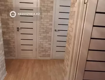 3-комнатная квартира, этаж 2 из 5, 60 м²