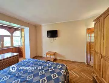 3-комнатная квартира, этаж 4 из 5, 110 м²