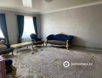 5-комнатный дом, 10 соток, 135 м²