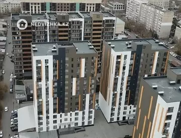 3-комнатная квартира, этаж 1 из 13, 91 м²