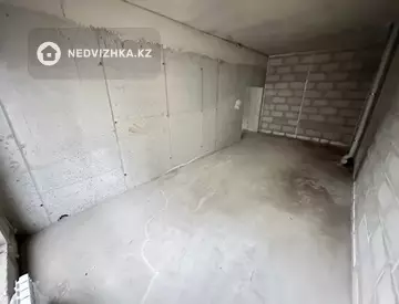 3-комнатная квартира, этаж 1 из 13, 91 м²