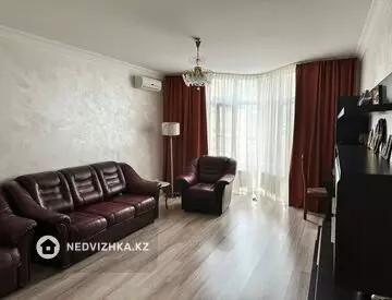 2-комнатная квартира, этаж 7 из 13, 90 м²