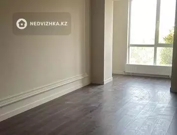 2-комнатная квартира, этаж 3 из 20, 77 м²