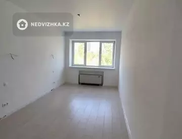 3-комнатная квартира, этаж 3 из 4, 107 м²