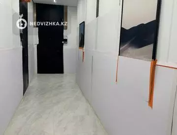 2-комнатная квартира, этаж 1 из 9, 64 м²
