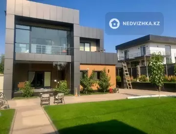 5-комнатный дом, 8.3 соток, 260 м²