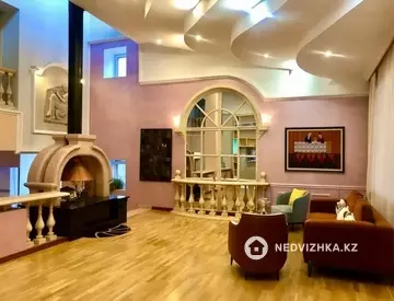 10-комнатный дом, 20 соток, 722 м²