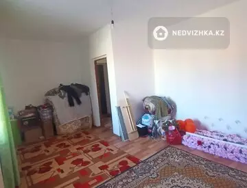 1-комнатная квартира, этаж 3 из 3, 58 м²