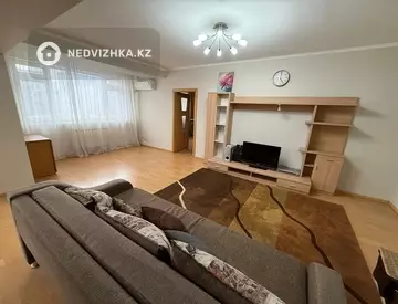 2-комнатная квартира, этаж 4 из 7, 77 м²