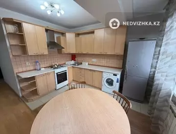 2-комнатная квартира, этаж 4 из 7, 77 м²