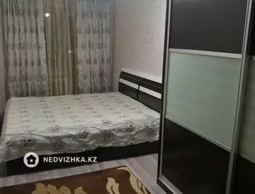 2-комнатная квартира, этаж 2 из 4, 54 м², посуточно