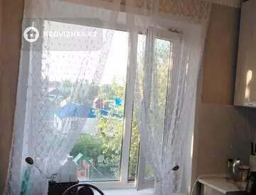 2-комнатная квартира, этаж 2 из 5, 43 м²