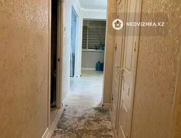 4-комнатная квартира, этаж 3 из 5, 108 м²