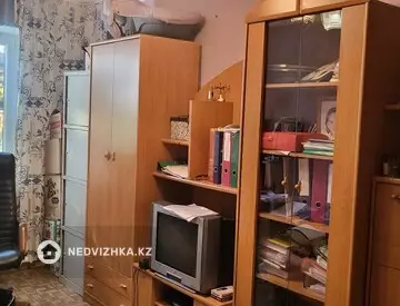 3-комнатная квартира, этаж 1 из 5, 59 м², на длительный срок