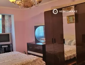 3-комнатная квартира, этаж 1 из 5, 59 м², на длительный срок