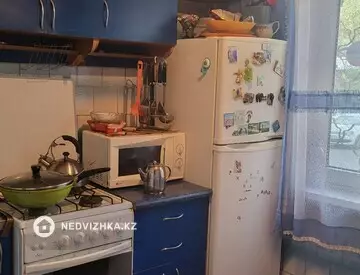 3-комнатная квартира, этаж 1 из 5, 59 м², на длительный срок