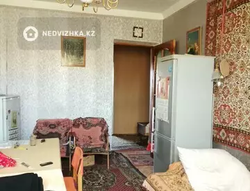 2-комнатная квартира, этаж 3 из 5, 52 м²