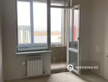 1-комнатная квартира, этаж 10 из 16, 38 м²