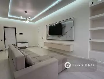 2-комнатная квартира, этаж 12 из 20, 61 м², на длительный срок