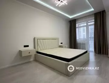 2-комнатная квартира, этаж 12 из 20, 61 м², на длительный срок