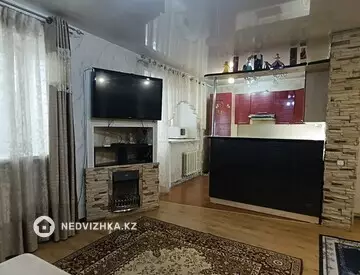 2-комнатная квартира, этаж 4 из 9, 57 м², на длительный срок