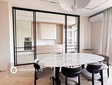 3-комнатная квартира, этаж 3 из 4, 190 м²