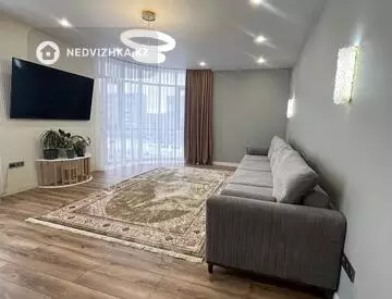 4-комнатная квартира, этаж 4 из 8, 163 м²