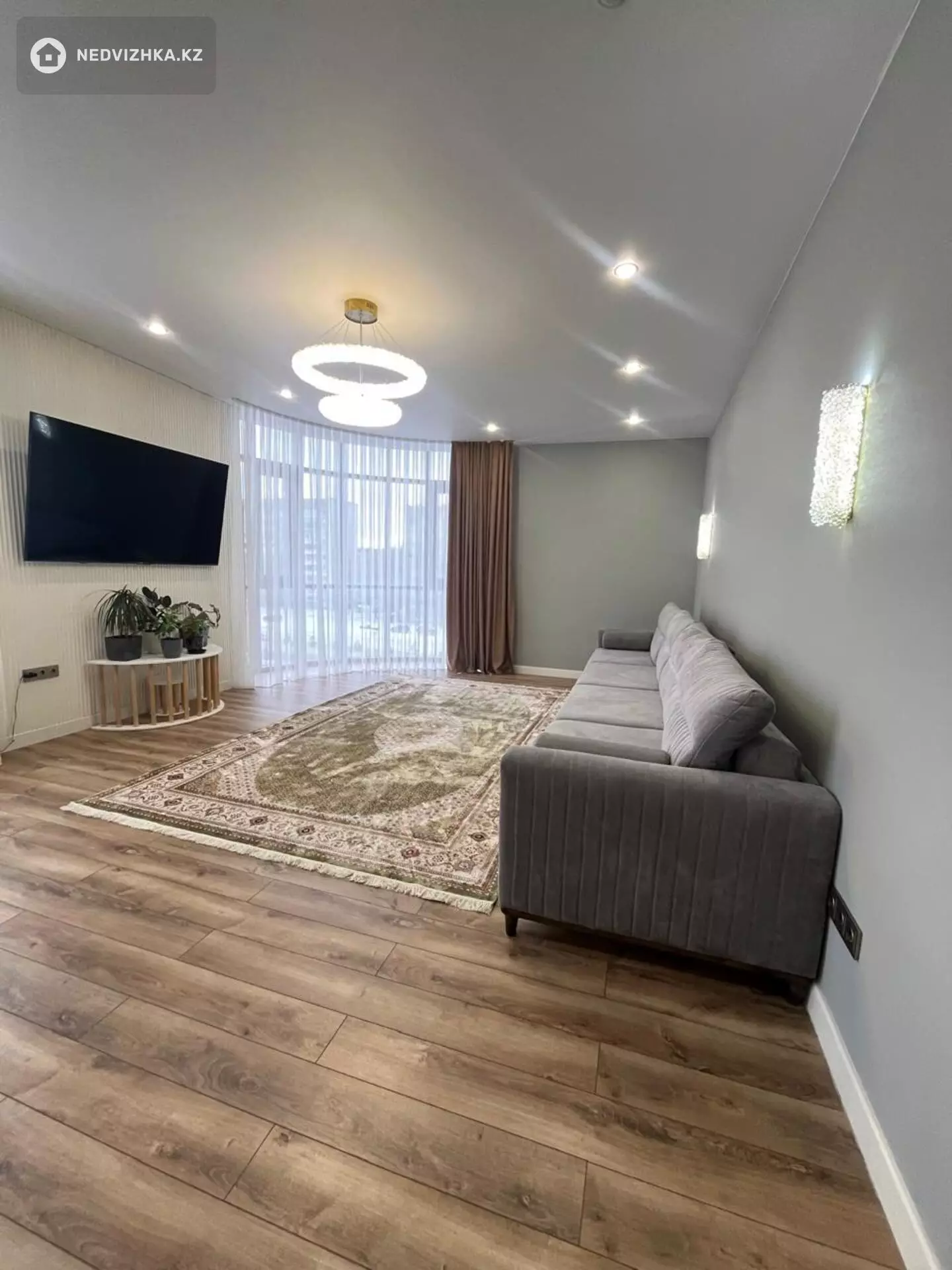 163 м², 4-комнатная квартира, этаж 4 из 8, 163 м², изображение - 1