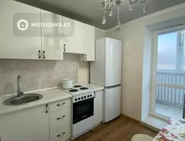 1-комнатная квартира, этаж 4 из 9, 36 м², на длительный срок